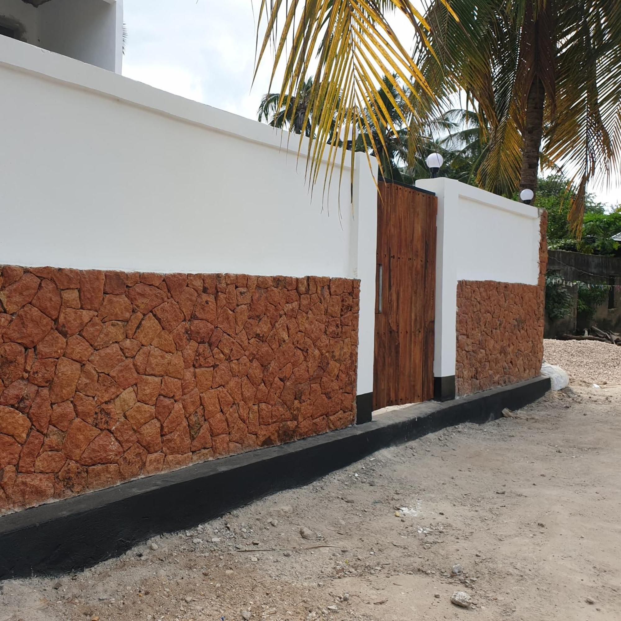 Bed & Breakfast Tumbo Swahili *