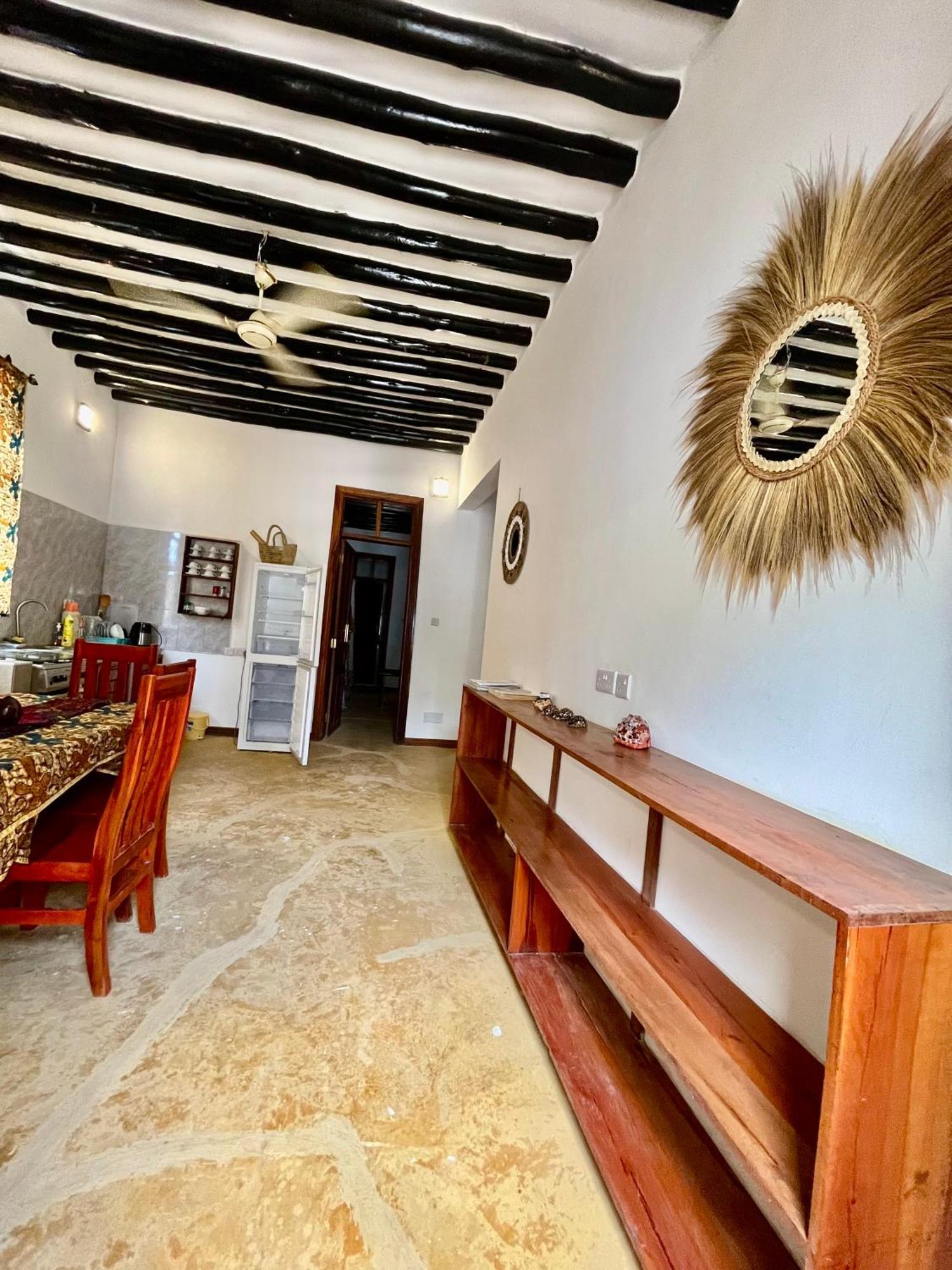 Tumbo Swahili Bed & Breakfast Gulioni