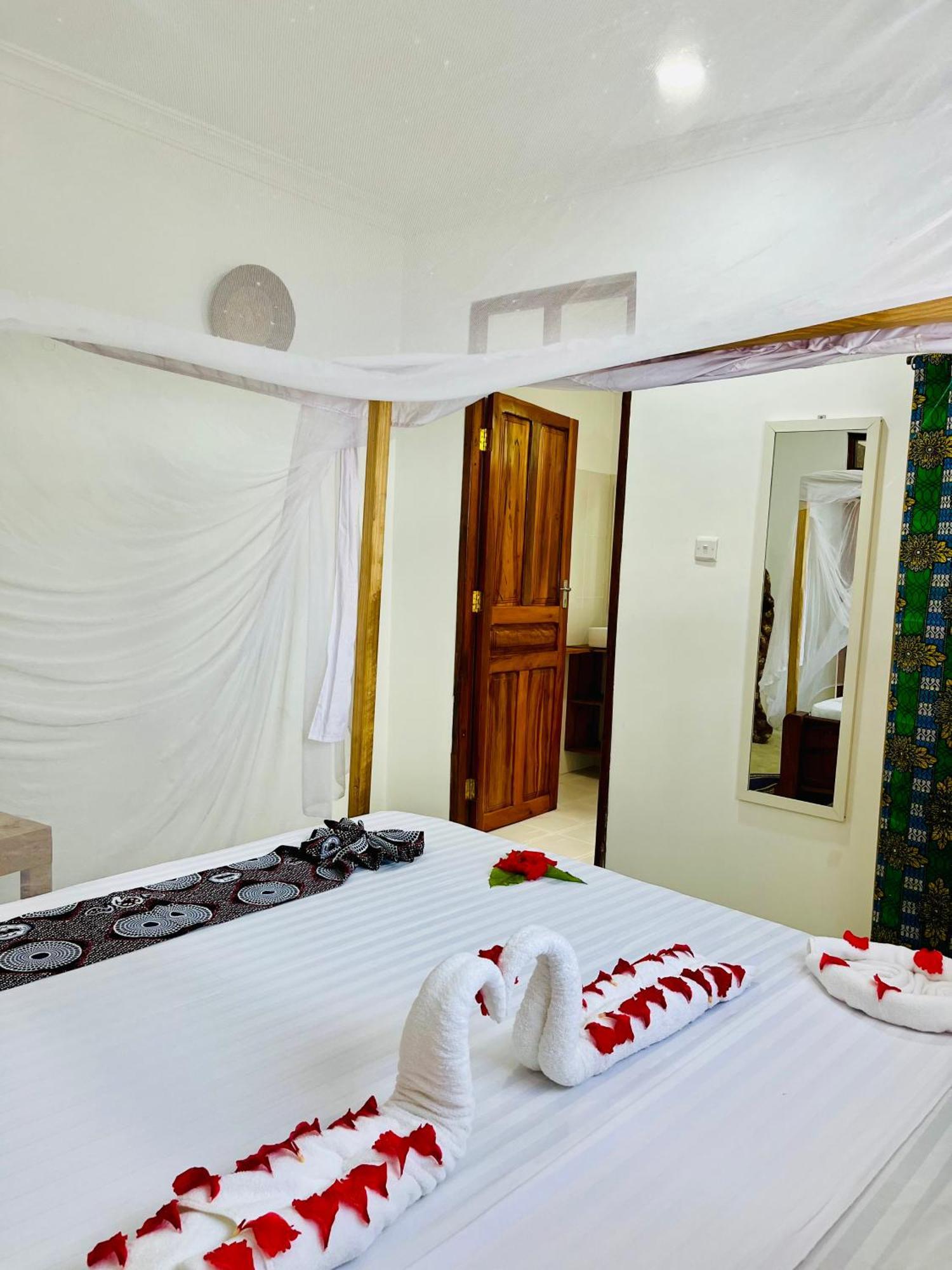 Tumbo Swahili Bed & Breakfast *