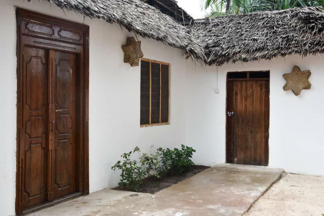 Tumbo Swahili Gulioni
